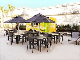 Holiday Inn Resort Orlando Suites - Waterpark by IHG