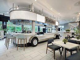 Holiday Inn Resort Orlando Suites - Waterpark by IHG