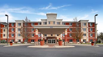 Holiday Inn Express Hotel & Suites St. Cloud by IHG