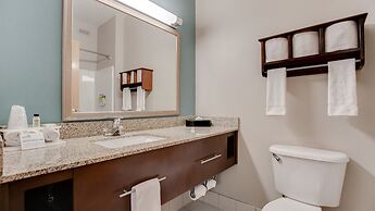 Holiday Inn Express Hotel & Suites St. Cloud by IHG