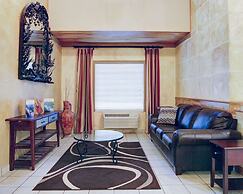 Quality Inn & Suites Airport