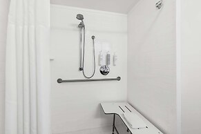 Hampton Inn Pennsville