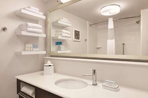 Hampton Inn by Hilton Richmond-North/Ashland