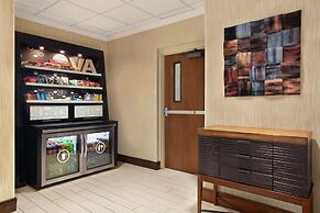 Hampton Inn by Hilton Richmond-North/Ashland