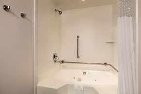 Hampton Inn by Hilton Richmond-North/Ashland