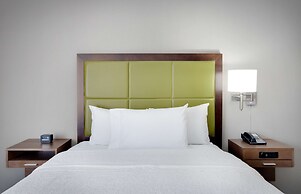 Hampton Inn by Hilton Middletown