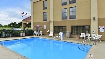 Hampton Inn Raleigh/Clayton I-40