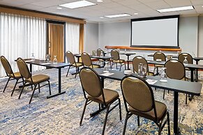 Hampton Inn & Suites Kansas City-Country Club Plaza