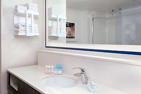 Hampton Inn & Suites Kansas City-Country Club Plaza