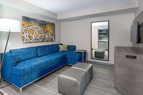 Hampton Inn & Suites Kansas City-Country Club Plaza