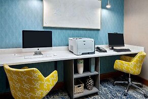 Hampton Inn & Suites Kansas City-Country Club Plaza