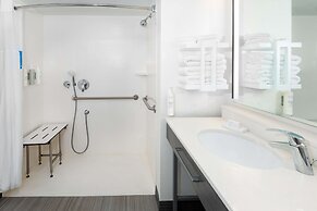 Hampton Inn & Suites Kansas City-Country Club Plaza
