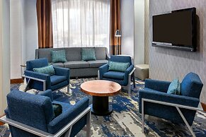 Hampton Inn & Suites Kansas City-Country Club Plaza