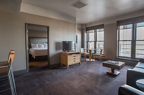 Magnolia Hotel Dallas Downtown