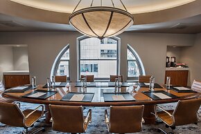 Magnolia Hotel Dallas Downtown