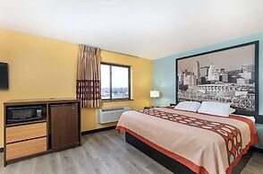 Super 8 by Wyndham Eddyville/Kuttawa