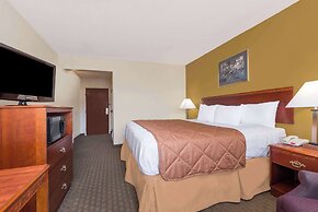 Days Inn by Wyndham Norton