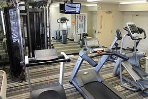 Sonesta Simply Suites Cleveland North Olmsted Airport