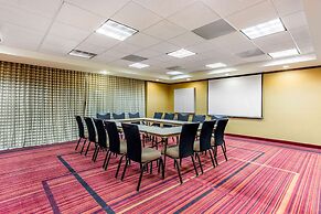 La Quinta Inn & Suites by Wyndham Raleigh/Durham Southpoint