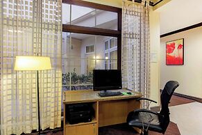 La Quinta Inn & Suites by Wyndham Raleigh/Durham Southpoint