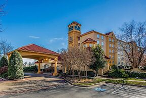 La Quinta Inn & Suites by Wyndham Greensboro NC