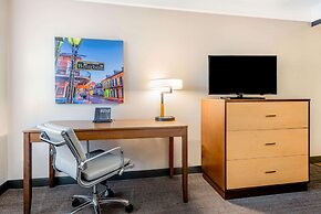 La Quinta Inn & Suites by Wyndham New Orleans Downtown