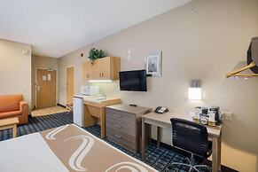 Sonesta Essential Hotels Blue Springs