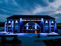 Sonesta Essential Hotels Blue Springs