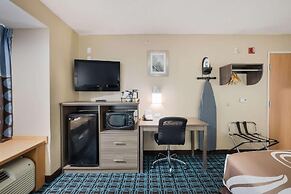 Sonesta Essential Hotels Blue Springs