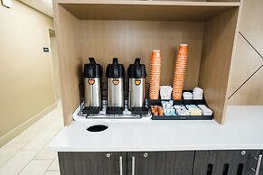 Mainstay Suites Knoxville Airport