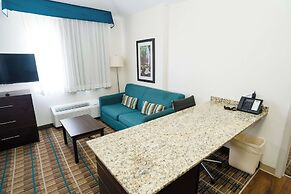 Mainstay Suites Knoxville Airport