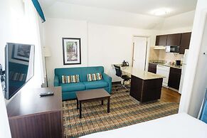 Mainstay Suites Knoxville Airport