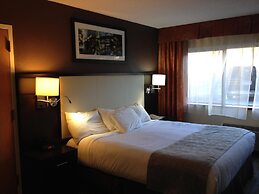 Cherokee Grand Hotel