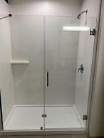 Cherokee Grand Hotel