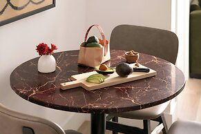 Sonder by Marriott Bonvoy Rideau Apartments Downtown