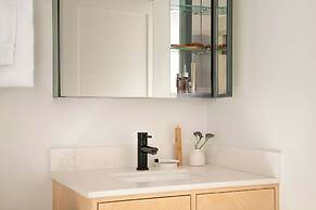 Sonder by Marriott Bonvoy Rideau Apartments Downtown