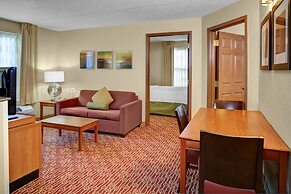 Birch Hill Suites Extended Stay - Blue Ash