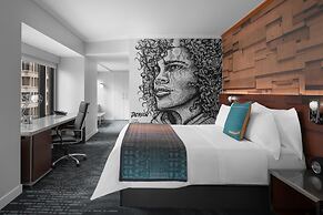 W Seattle