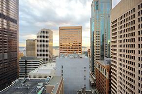 W Seattle