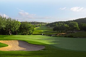 Signia by Hilton La Cantera Resort & Spa