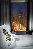 Staypineapple, An Iconic Hotel, The Loop
