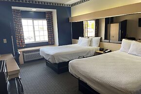 Days Inn & Suites by Wyndham Hutchinson