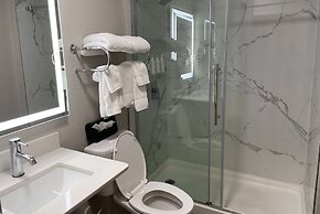 Microtel Inn by Wyndham Newport News Airport