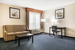 Quality Inn & Suites Anderson I-69