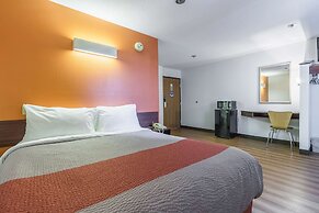 Motel 6 Streetsboro, OH