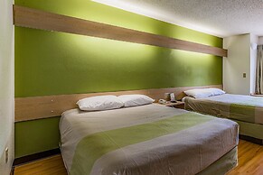 Motel 6 Charlotte, NC - University