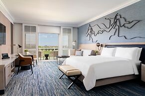 The Ritz-Carlton Dallas, Las Colinas