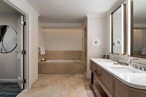 The Ritz-Carlton Dallas, Las Colinas