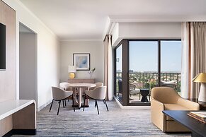 The Ritz-Carlton Dallas, Las Colinas