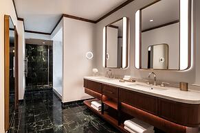 The Ritz-Carlton Dallas, Las Colinas